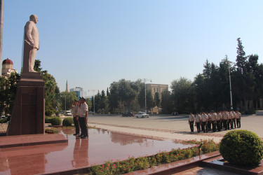 Yevlaxda xüsusi dövlət mühafizə sahəsində çalışan əməkdaşların peşə bayramı günü qeyd olunmuşdur