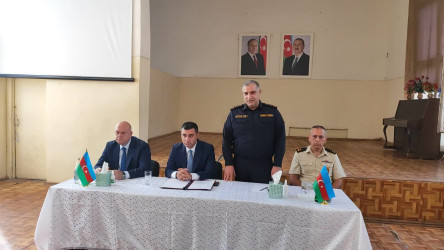 Yevlax Şəhər İcra Hakimiyyətinin Başçısı növbəti səyyar qəbulu Salahlı kəndində keçirib