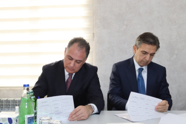 Azərbaycan Dövlət Su Ehtiyatları Agentliyinin sədri Yevlaxda vətəndaşlarla görüşmüşdür