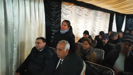 Qaraməmmədli kənd sakinlərinin müraciətləri dinlənilib