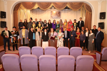 Yevlaxda Üzeyir Hacıbəylinin 140 illiyi münasibətilə tədbir keçirilmişdir