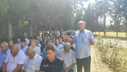 Hacımahmudlu kənd sakinlərinin müraciətləri dinlənilmişdir