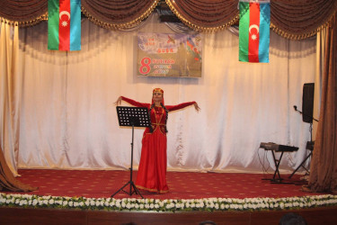 Yevlaxda 8 Noyabr - Zəfər gününə həsr olunmuş "Xarı bülbül ətirli Zəfərimiz" adlı tədbir keçirilib