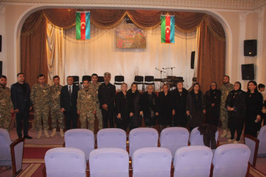 Yevlaxda 8 Noyabr - Zəfər gününə həsr olunmuş "Xarı bülbül ətirli Zəfərimiz" adlı tədbir keçirilib