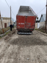 Qoyunbinəsi kəndində kənddaxili yolda təmir işləri həyata keçirilmişdir