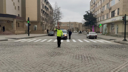 Yevlaxda Xocalı soyqırımı qurbanlarının xatirəsi bir dəqiqəlik sükutla yad edildi