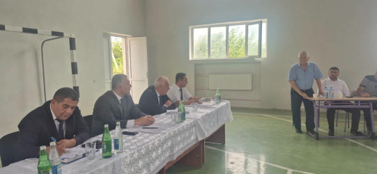 Maarifləndirici görüşlər davam etdirilib