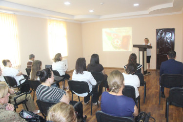 Yevlaxda “Müstəqil Azərbaycan Respublikasının ilk Konstitusiyası dövlətimizin hüquqi dayağıdır” mövzusuna tədbir keçirilmişdir