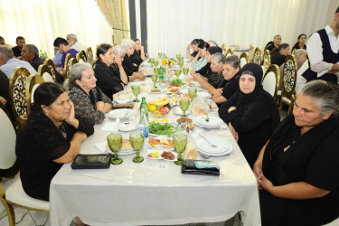 Yevlaxda 27 sentyabr - Anım Günü münasibətilə ehsan süfrəsi təşkil edilib