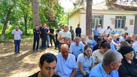 Vətəndaşlarla növbəti görüş rayonun Aşağı Salamabad kəndində keçirildi