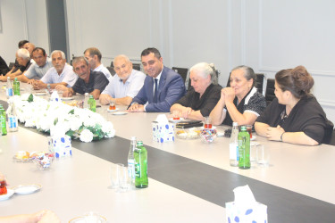 Yevlax Şəhər İcra Hakimiyyətinin Başçısı şəhid ailələri ilə görüş keçirmişdir