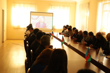 Yevlaxda “Heydər Əliyev dühası gənclərin inkişaf yoluna daim işıq saçır” mövzusunda tədbir keçirilib