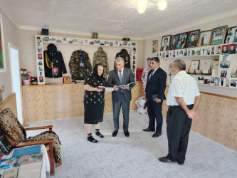 Şəhid ailələrinin üzvləri yaşadıqları ünvanlarda ziyarət edilmişdir
