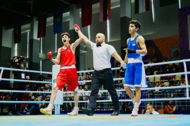 III MDB Oyunlarının boks yarışlarında idmançılarımızdan