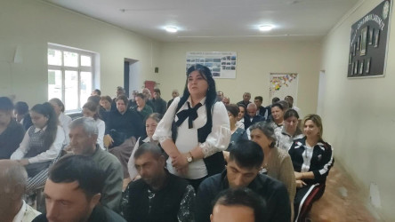 Yevlax Şəhər İcra Hakimiyyətinin Başçısı Anar Tağıyev Yaldili kəndində növbəti səyyar qəbul keçirib