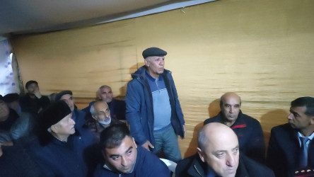 Yevlax Şəhər İcra Hakimiyyəti Başçısı Anar Tağıyev müəyyən edilmiş qrafikə uyğun olaraq rayonun Hacıselli kəndində sakinlərlə növbəti səyyar qəbul keçirmişdir.