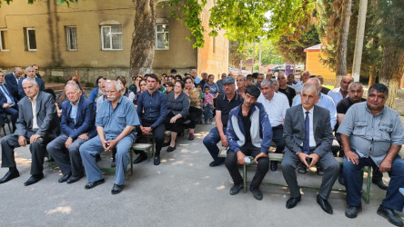 Ərəş kəndində səyyar qəbul keçirilib