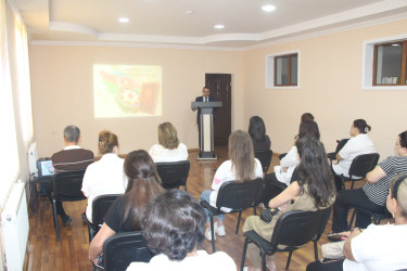 Yevlaxda “Müstəqil Azərbaycan Respublikasının ilk Konstitusiyası dövlətimizin hüquqi dayağıdır” mövzusuna tədbir keçirilmişdir