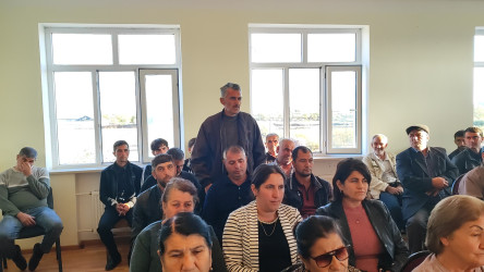 Şəhər İcra Hakimiyyəti Başçısının növbəti səyyar qəbulu Əcəmi kəndində keçirildi