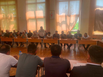 Yevlaxda fermerlərlə növbəti maarifləndirici görüş keçirilib