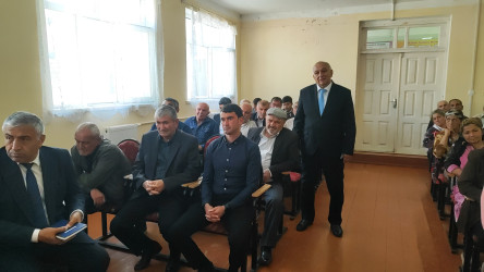 Yuxarı Qarxun kənd sakinlərinin müraciətləri dinlənildib