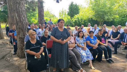 Yevlax Şəhər İcra Hakimiyyətinin Başçısı Qaramanlı kəndində növbəti səyyar vətəndaş qəbulu keçirib