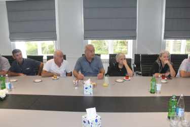 Yevlax Şəhər İcra Hakimiyyətinin Başçısı şəhid ailələri ilə görüş keçirmişdir