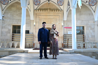 İyulun 1-də Heydər Əliyev Fondunun vitse-prezidenti, IDEA İctimai Birliyinin təsisçisi və rəhbəri Leyla Əliyeva Yevlax şəhərinə səfəri çərçivəsində Cümə məscidini ziyarət edib.