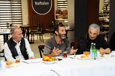 Naftalan şəhərində müalicə alan Yevlax rayonundan olan Şəhid ailələri ziyarət olunmuşdur