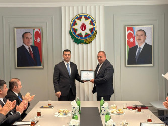 Yevlaxda 25 aprel - Sahibkarlar Günü münasibətilə bir qrup sahibkarla görüş keçirilib