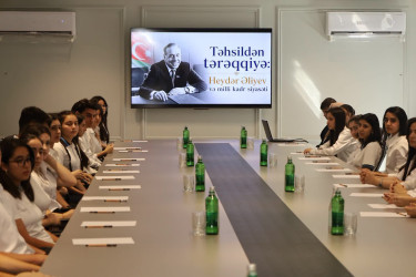 Yevlaxda bu il yüksək balla ali məktəblərə qəbul olunan məzunlarla görüş keçirilib