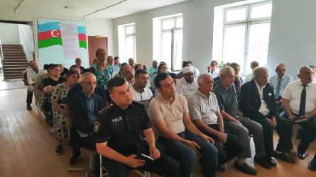 Havarlı kənd sakinlərinin müraciətləri dinlənilib