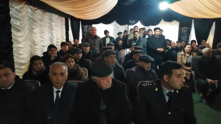 Qaraməmmədli kənd sakinlərinin müraciətləri dinlənilib