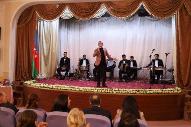 Yevlaxda Ulu Öndər Heydər Əliyevin anadan olmasının 103-cü ildönümü münasibətilə silsilə tədbirlər davam etdirilir