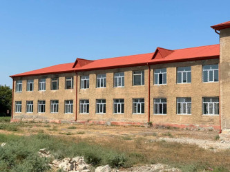 Xanlar Məmmədov adına Aşağı Qarxun kənd tam orta ümumtəhsil məktəbində təmir işləri yekunlaşmaq üzrədir