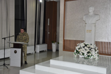 Yevlaxda 2 Fevral Gənclər günü münasibətilə “Ulu Öndər Heydər Əliyev və Azərbaycan gəncliyi” mövzusunda tədbir keçirildi