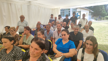 Yevlax Şəhər İcra Hakimiyyətinin Başçısı növbəti səyyar qəbulunu rayonun Quşçu kəndində keçirmişdir