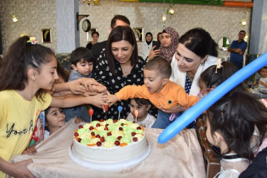 Yevlaxda “1 iyun- Uşaqların Beynəlxalq Müdafiəsi Günü” münasibətilə şəhid övladları üçün bayram tədbiri keçirilib