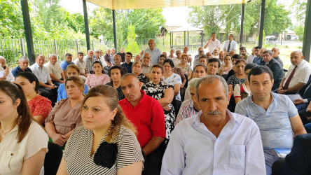 Yuxarı Salamabad kənd sakinlərinin müraciətləri dinlənilmişdir
