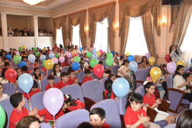 Yevlaxda 1 İyun- Uşaqların Beynəlxalq Müdafiəsi Günü münasibətilə silsilə tədbirlər davam etdirilib