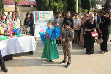 Yevlaxda 8 Noyabr-Zəfər Gününün beşinci ildönümünə həsr olunmuş rəsm və əl işlərindən ibarət sərgi keçirilmişdir