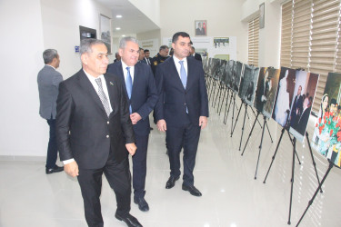 Yevlaxda Xalqımızın Ümummilli Lideri Heydər Əliyevin anım gününə həsr olunmuş tədbir keçirilib