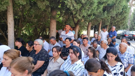 Hacımahmudlu kənd sakinlərinin müraciətləri dinlənilmişdir