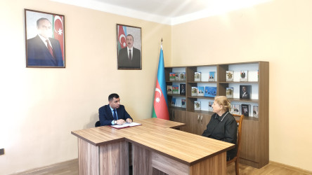 Yevlax Şəhər İcra Hakimiyyətinin Başçısı Anar Tağıyev Şəhər İcra Hakimiyyətində növbəti vətəndaş qəbulu keçirmişdir.