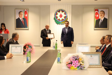 Yevlaxda 23 İyun-Dövlət Qulluqçularının Peşə Bayramı günü münasibətilə tədbir keçirilib