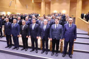 Yevlaxda Xalqımızın Ümummilli Lideri Heydər Əliyevin anım gününə həsr olunmuş tədbir keçirilib