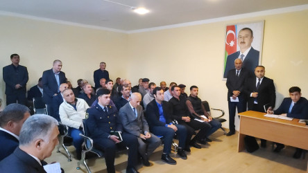 Yevlax Şəhər İcra Hakimiyyətinin Başçısı Qaraoğlan kəndində səyyar qəbul keçirib