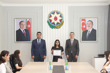 Yevlaxda ali təhsil müəssisələrinə 600-dən yüksək bal toplayaraq qəbul olan məzunlarla görüş keçirilmişdir