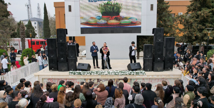 Yevlaxda Novruz bayramına həsr olunmuş bayram şənliyi keçirilib