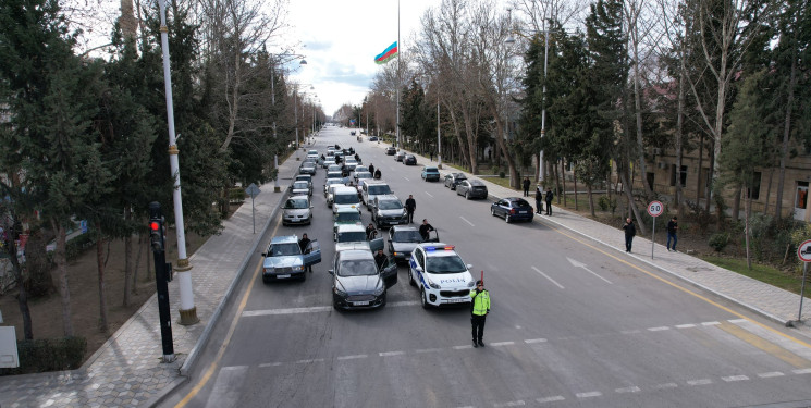 20.01.2025-ci ildə saat 12:00-da Yevlaxda Şəhidlərimizin əziz xatirəsi bir dəqiqəlik sükutla yad olunmuşdur.